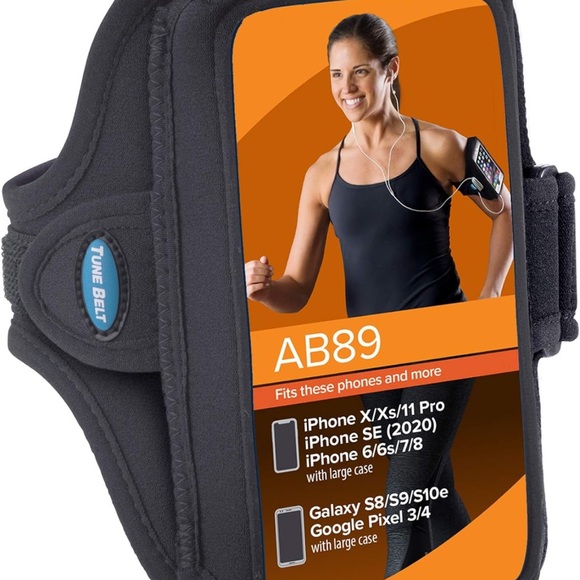 Tune Belt | Running Armband Phone Holder for iPhone 11 Pro, SE 2022/2020, X/XS - Picture 6 of 12